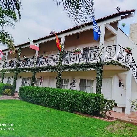 Hotel Palmas Teotihuacan San Juan Teotihuacán Buitenkant foto