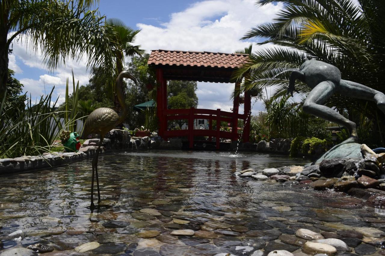 Hotel Palmas Teotihuacan San Juan Teotihuacán Buitenkant foto